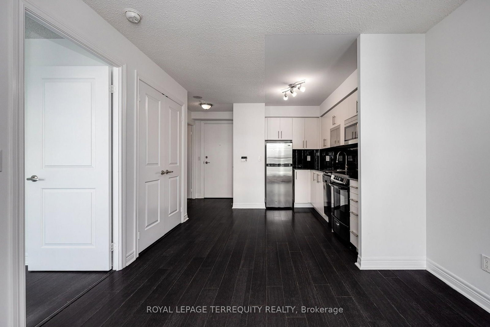 3606-50 Town Centre Crt, Toronto — 11