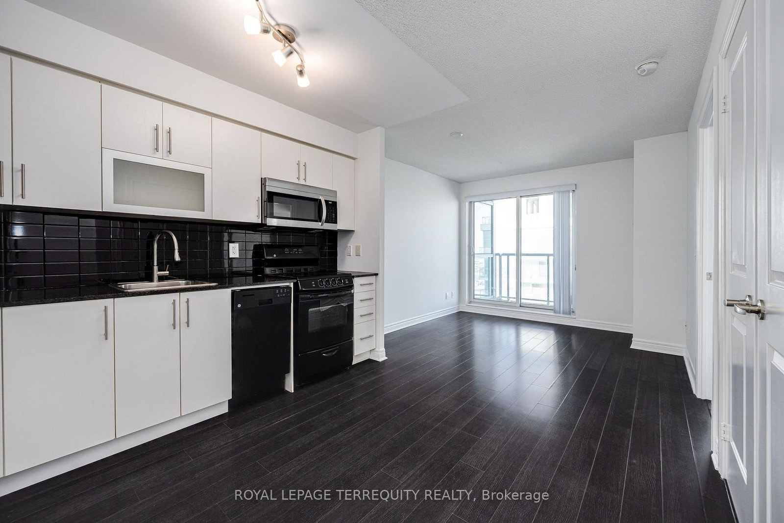 3606-50 Town Centre Crt, Toronto — 4