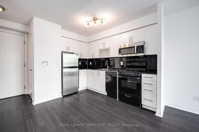 3606 - 50 Town Centre Crt - Photo 5