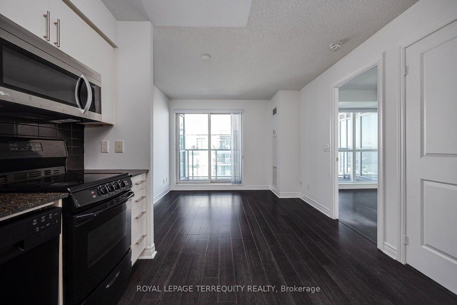 3606-50 Town Centre Crt, Toronto — 6