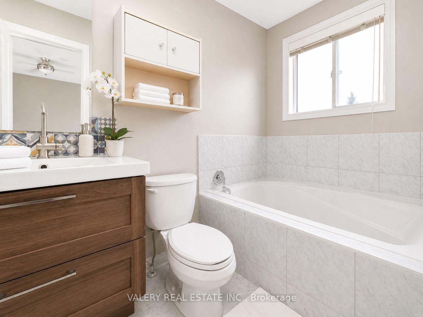 15 Silktop Tr, Brampton — 15