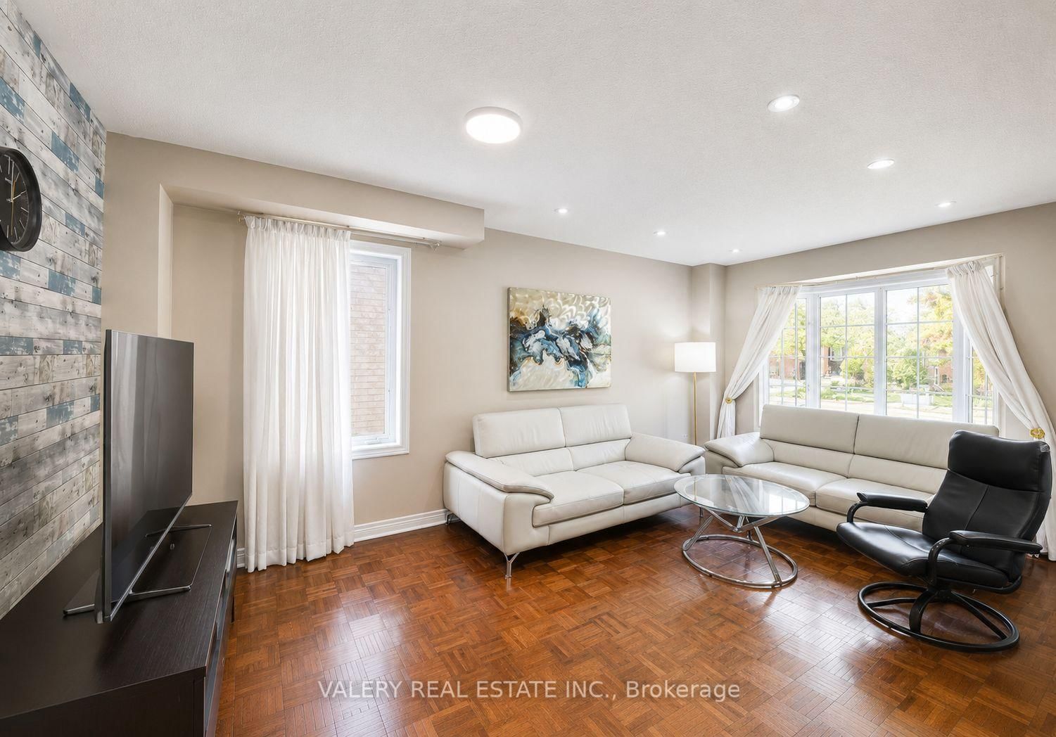15 Silktop Tr, Brampton — 4
