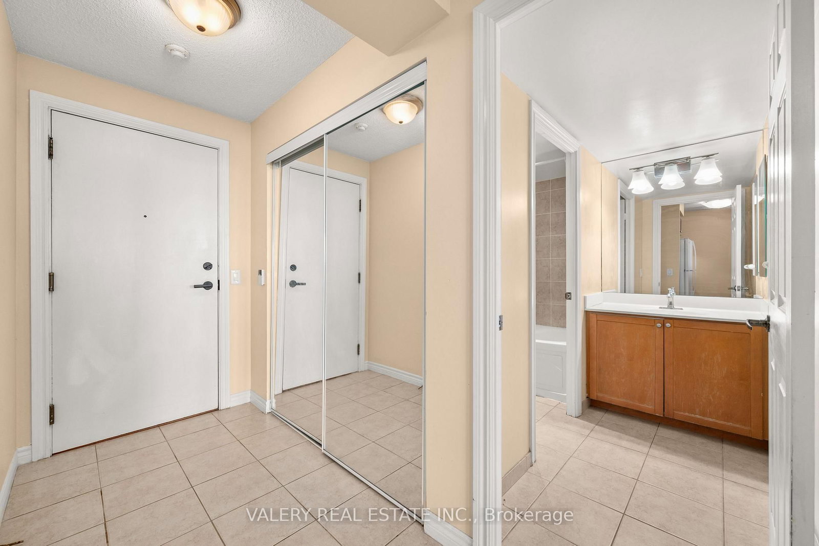 1626-700 Humberwood Blvd, Toronto — 12