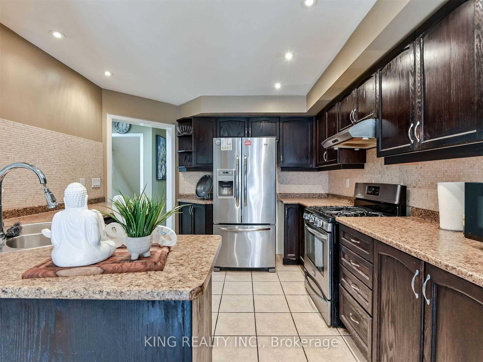 23 Wall St, Brampton — 13