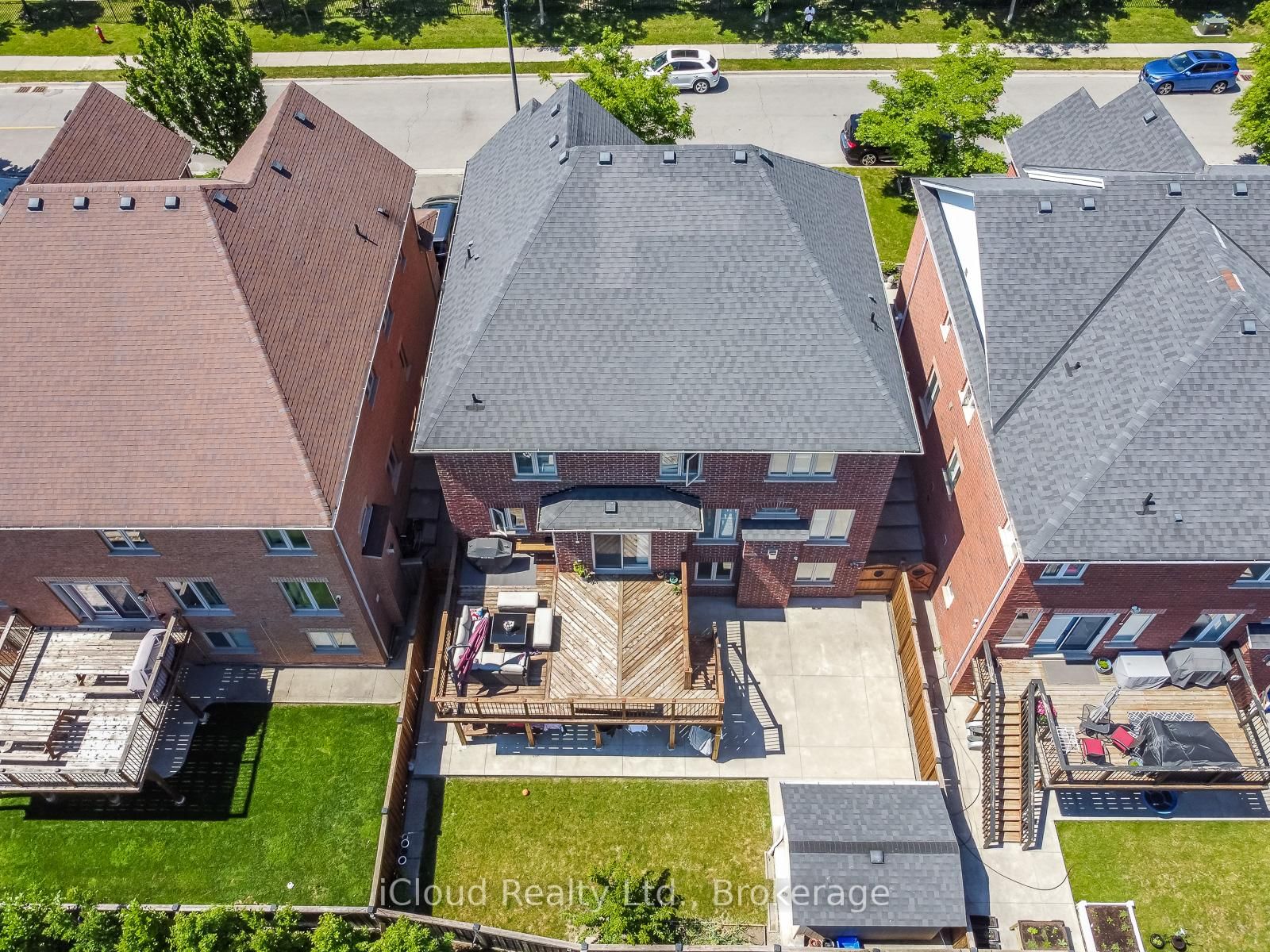 7 Merrittonia St, Brampton — 3
