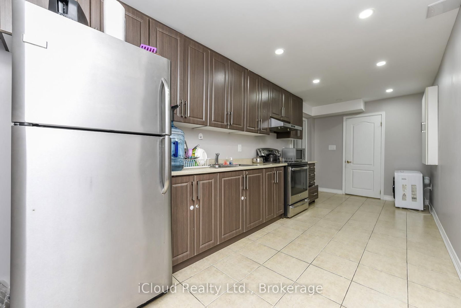 7 Merrittonia St, Brampton — 39