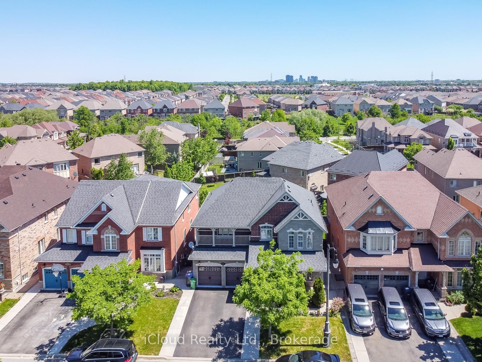 7 Merrittonia St, Brampton — 47