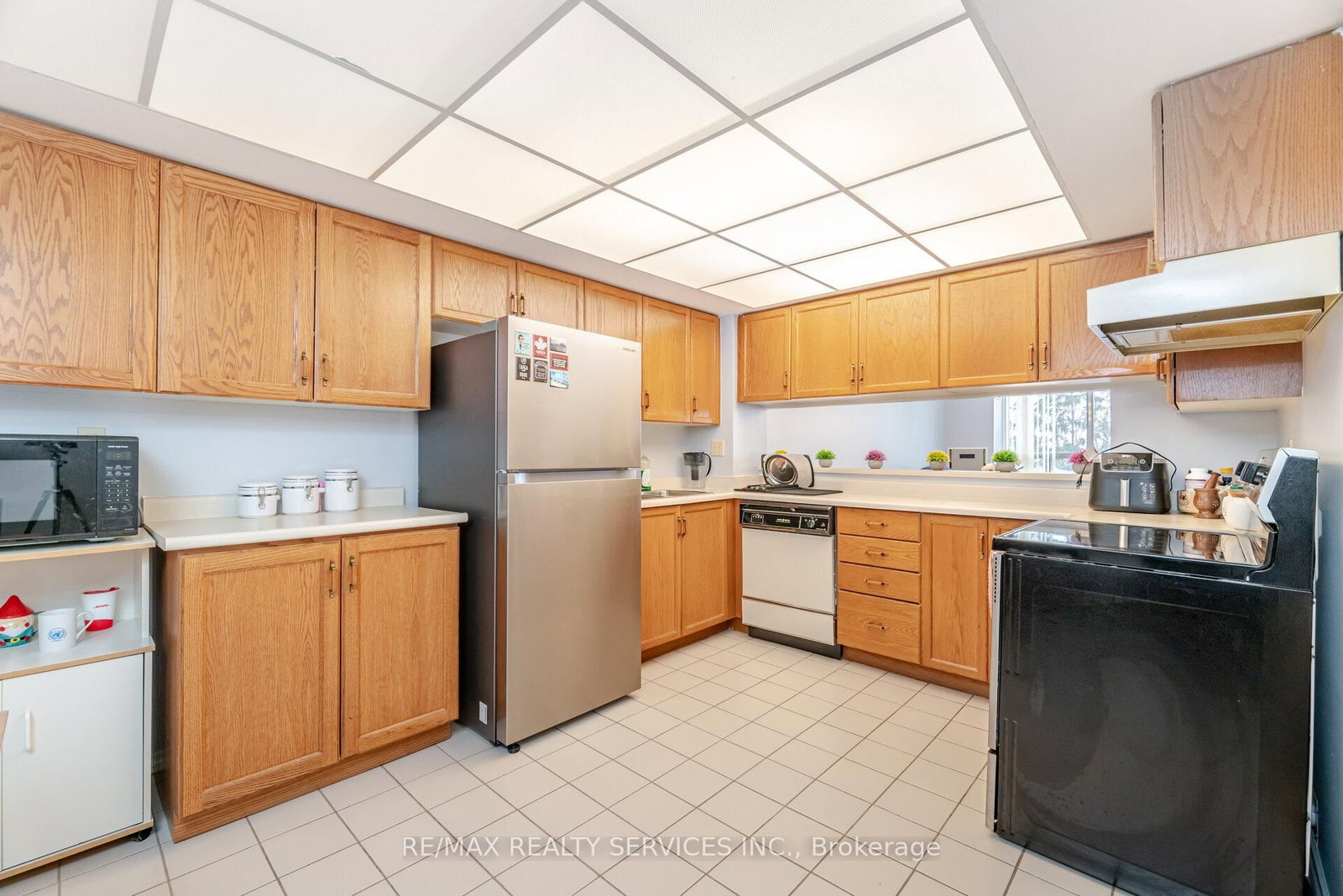 402-330 Mill St, Brampton — 10