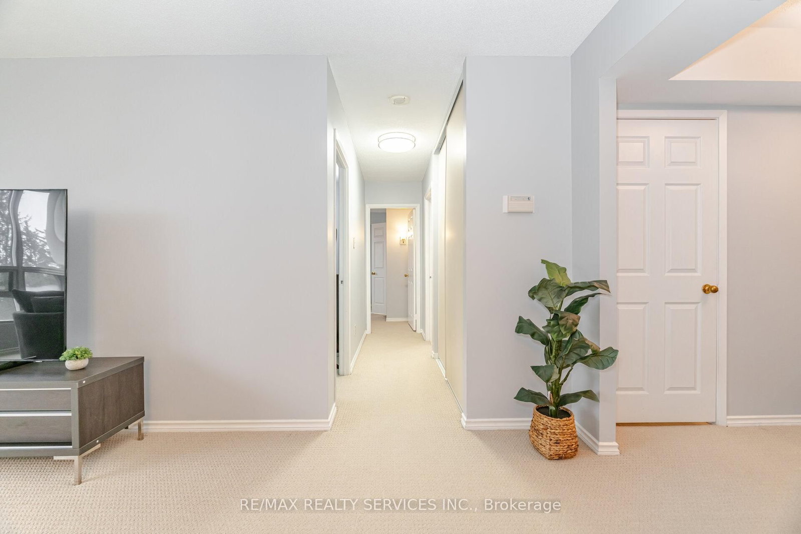 402-330 Mill St, Brampton — 25