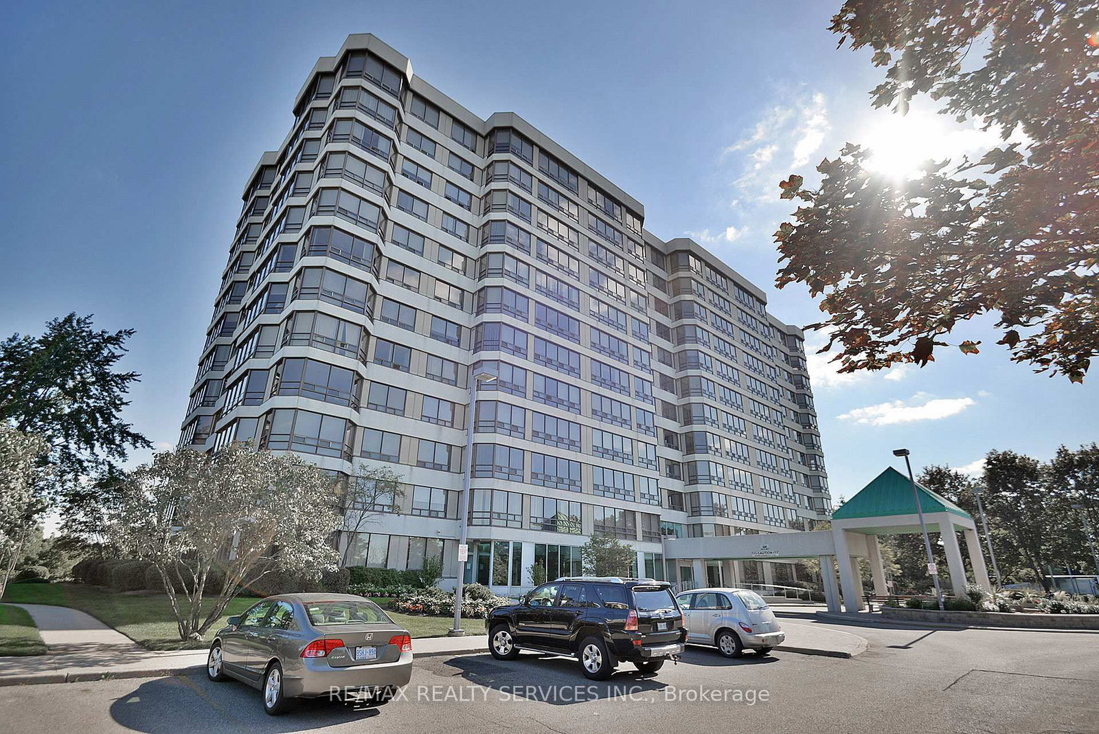 402-330 Mill St, Brampton — 3