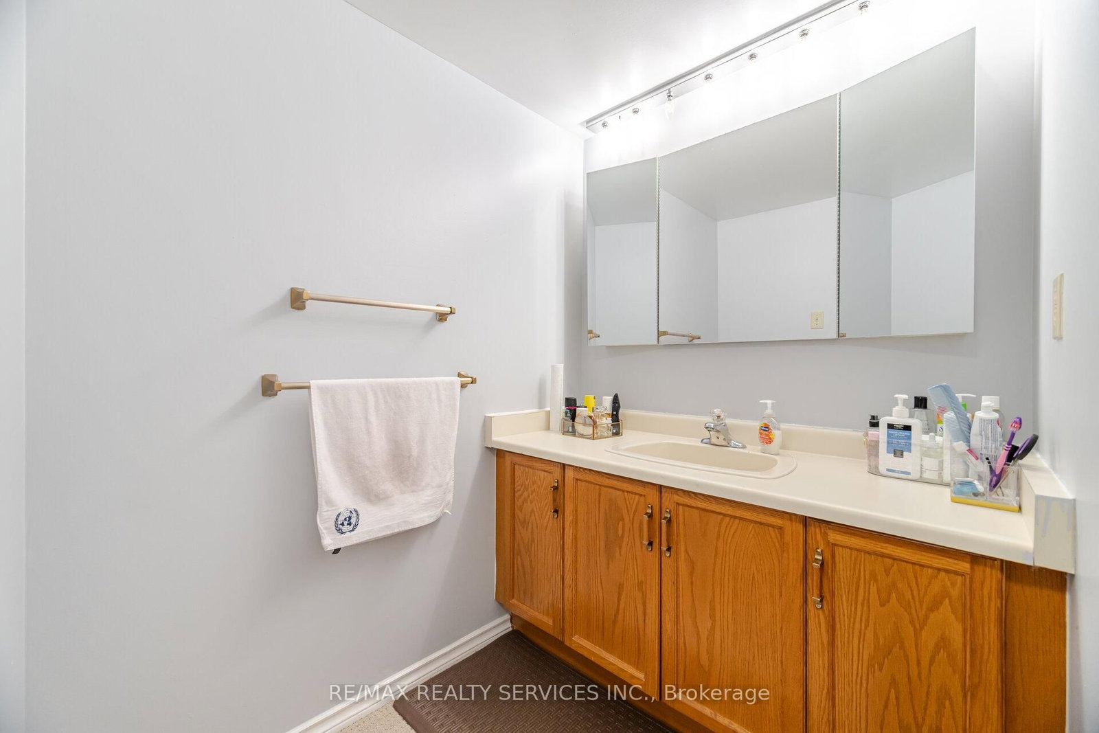 402-330 Mill St, Brampton — 30