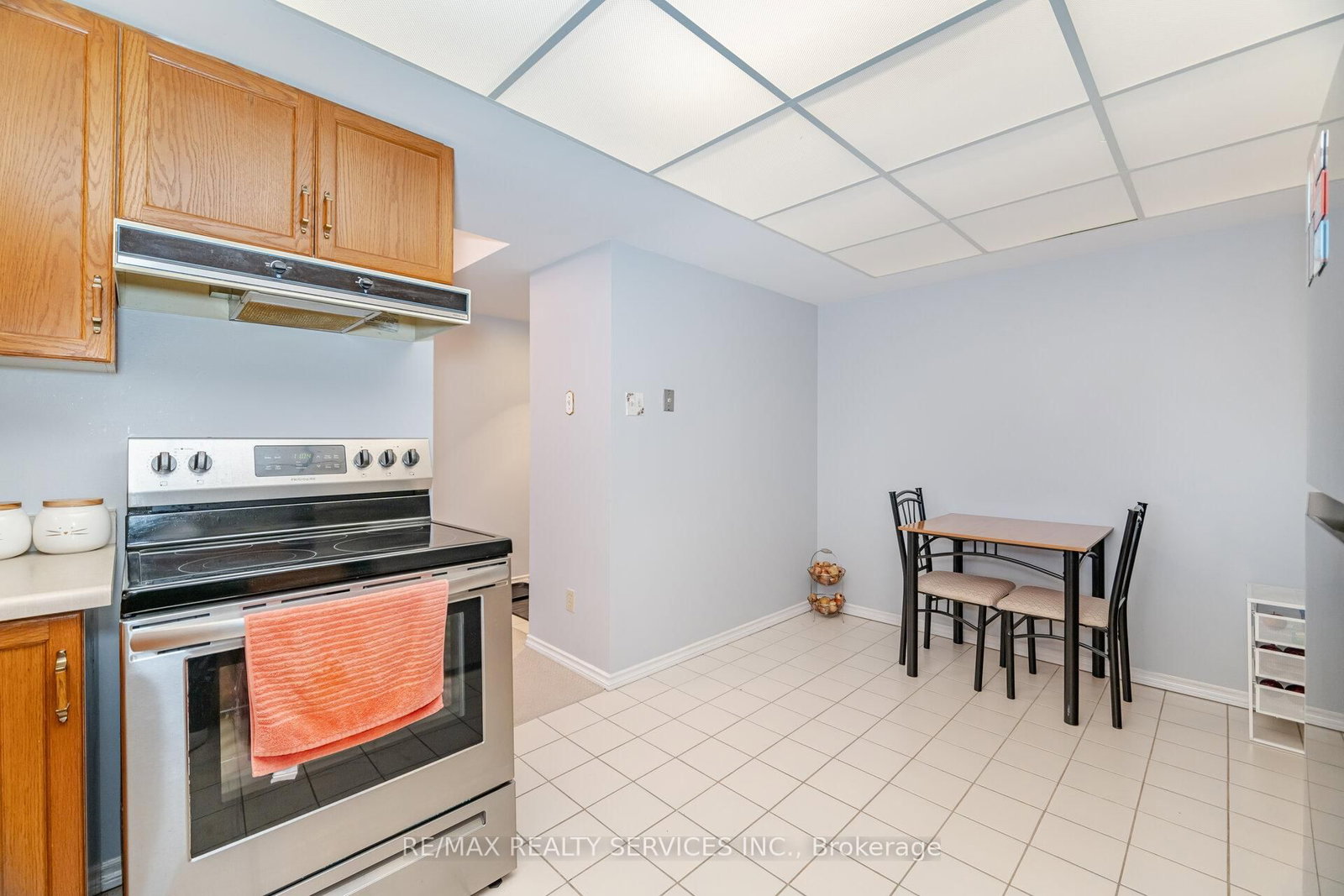 402-330 Mill St, Brampton — 9