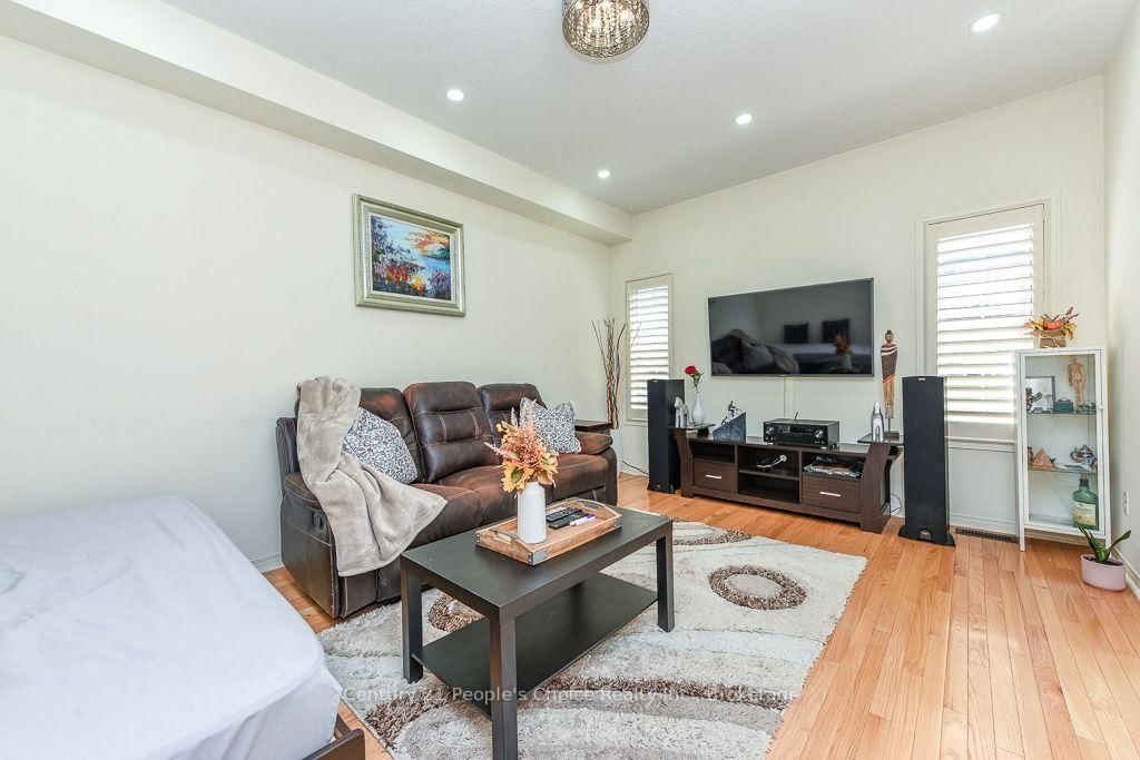 270 Brussels Ave, Brampton — 11