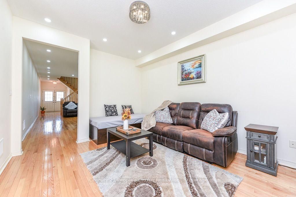 270 Brussels Ave, Brampton — 12
