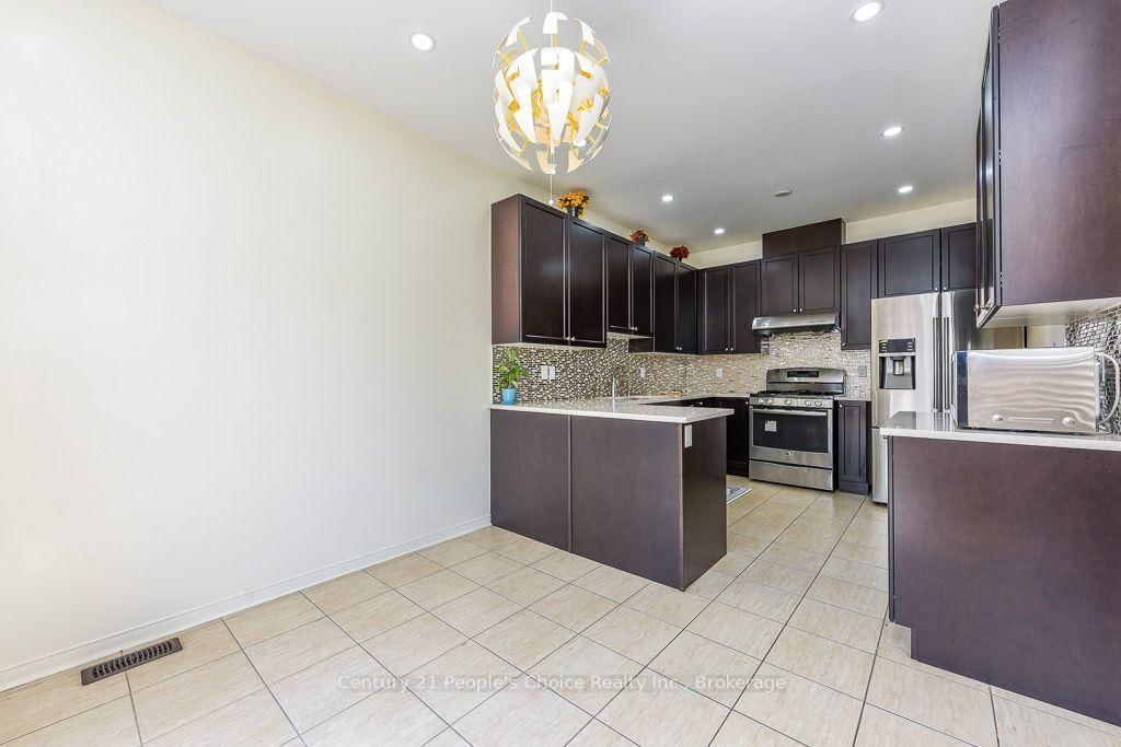 270 Brussels Ave, Brampton — 16