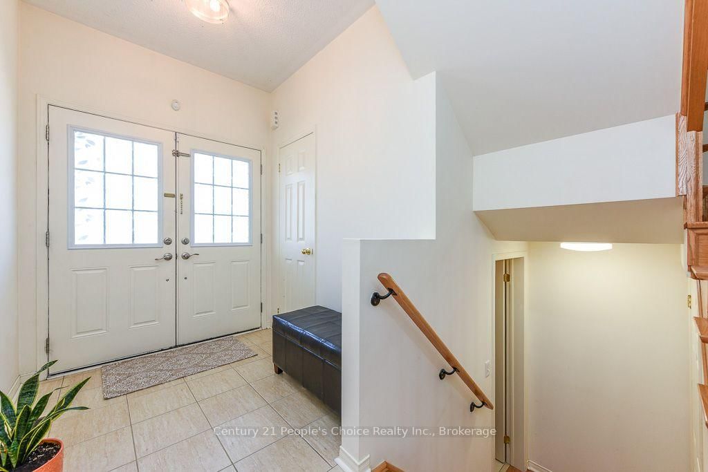 270 Brussels Ave, Brampton — 3