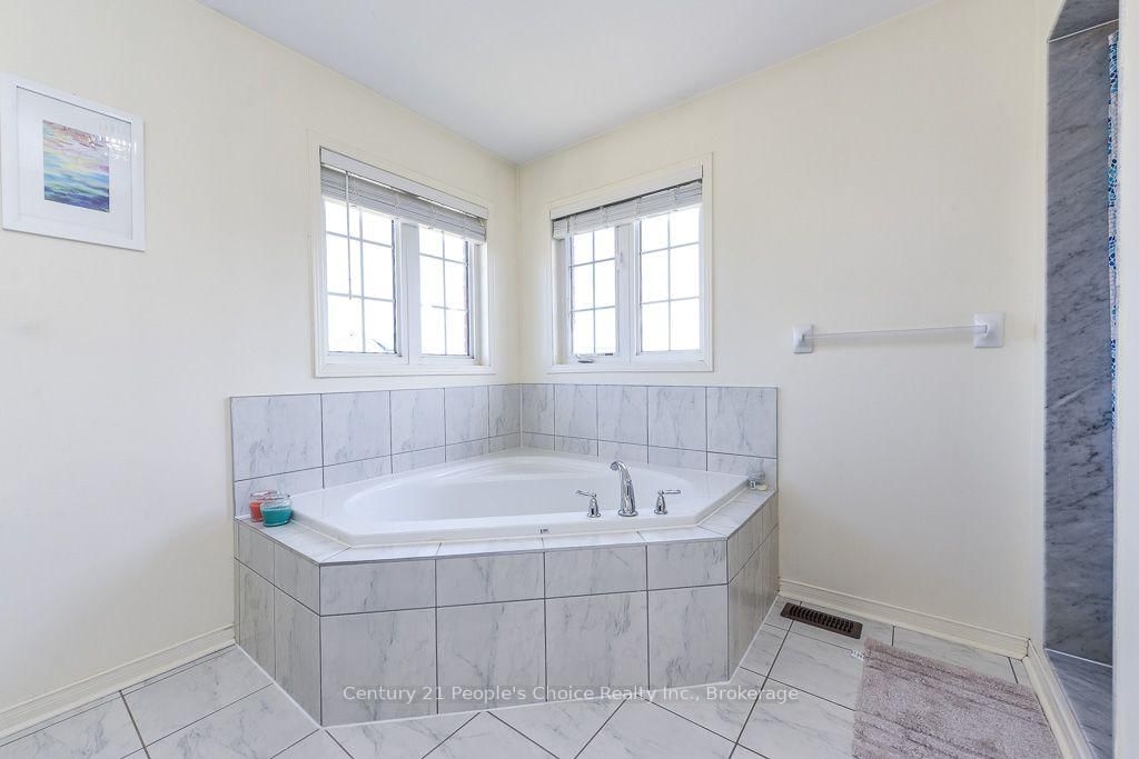 270 Brussels Ave, Brampton — 34