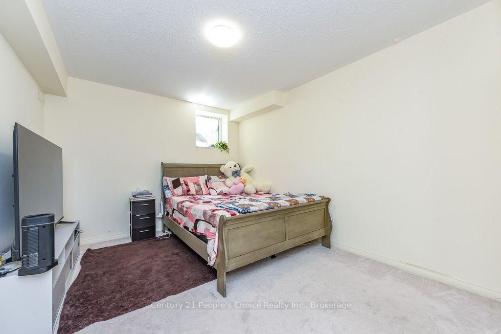 270 Brussels Ave, Brampton — 41