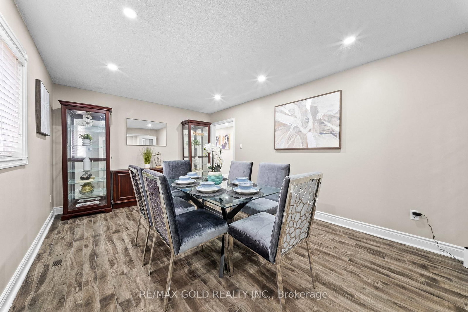 119 Mountainash Rd, Brampton — 11