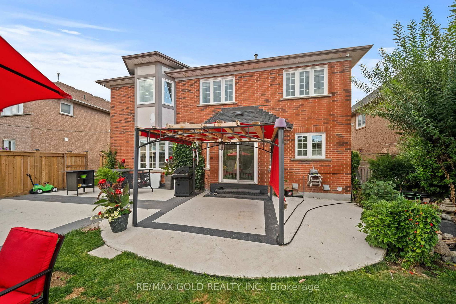 119 Mountainash Rd, Brampton — 47