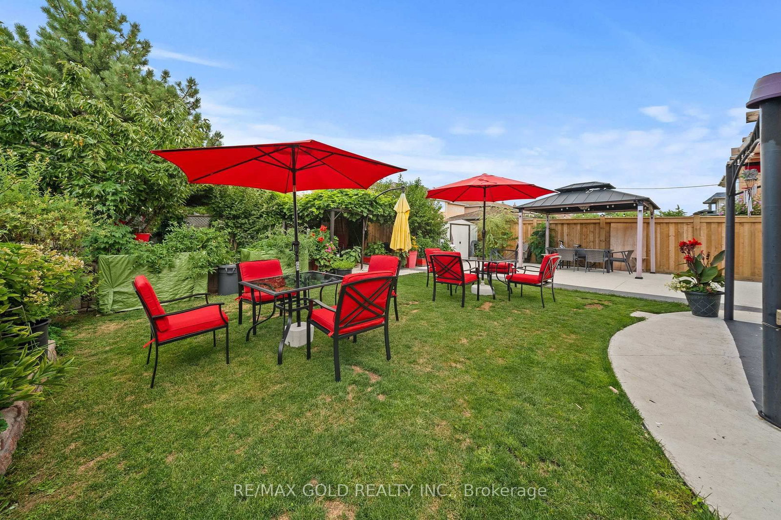 119 Mountainash Rd, Brampton — 49