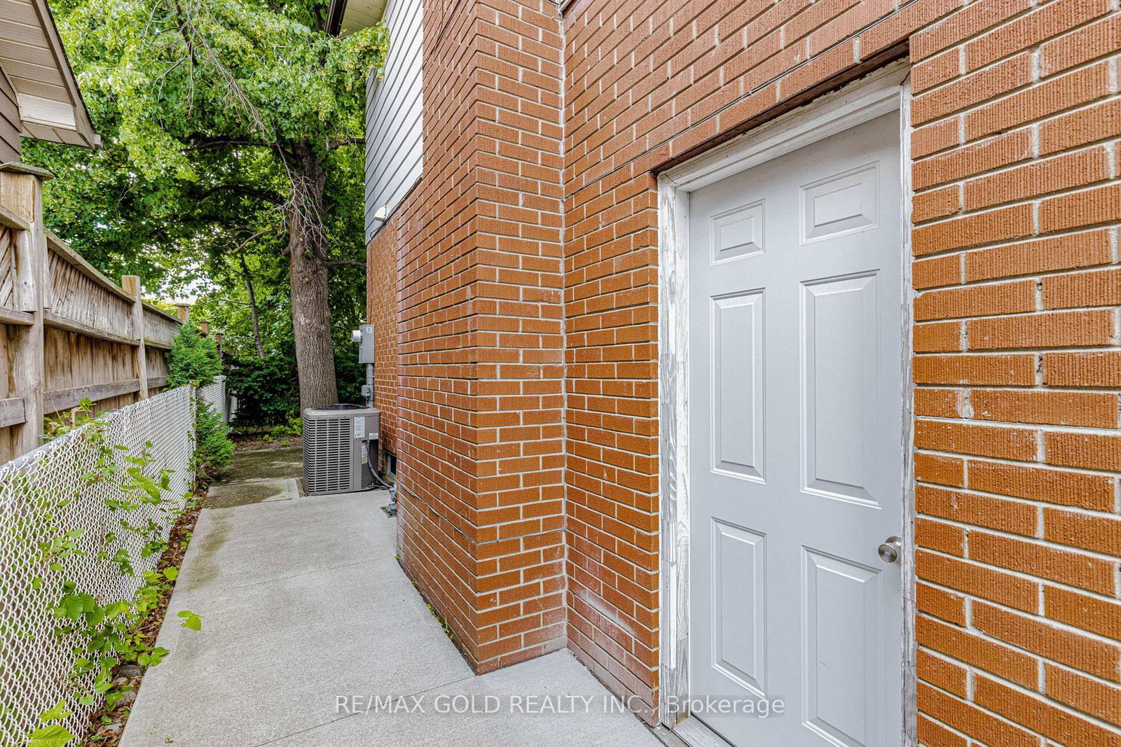 62 Charters Rd, Brampton — 31