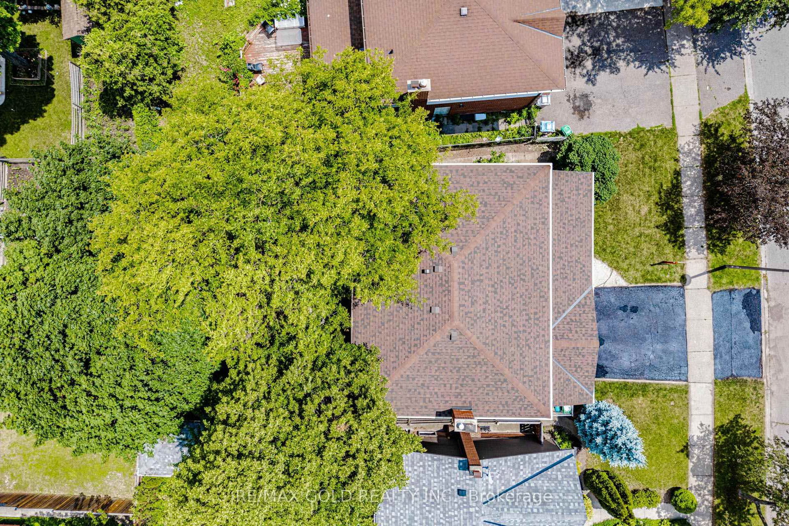 62 Charters Rd, Brampton — 38