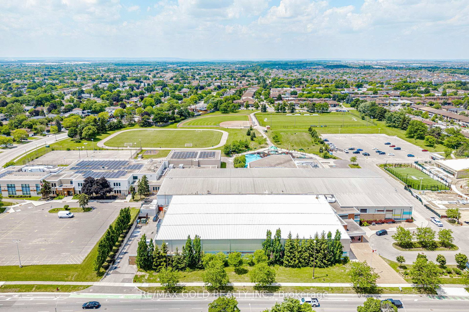62 Charters Rd, Brampton — 39