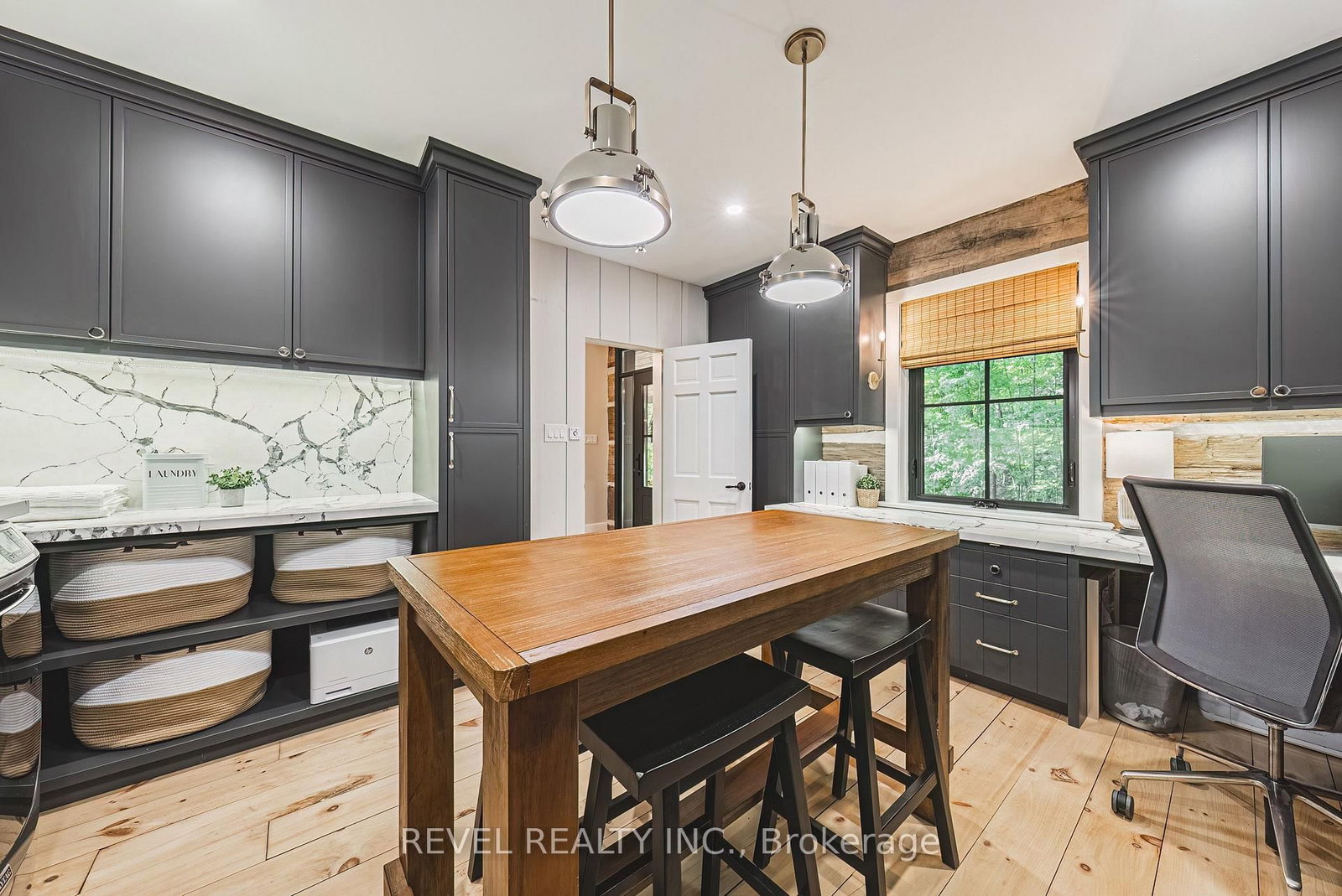 7399 Bell School Line, Milton — 20