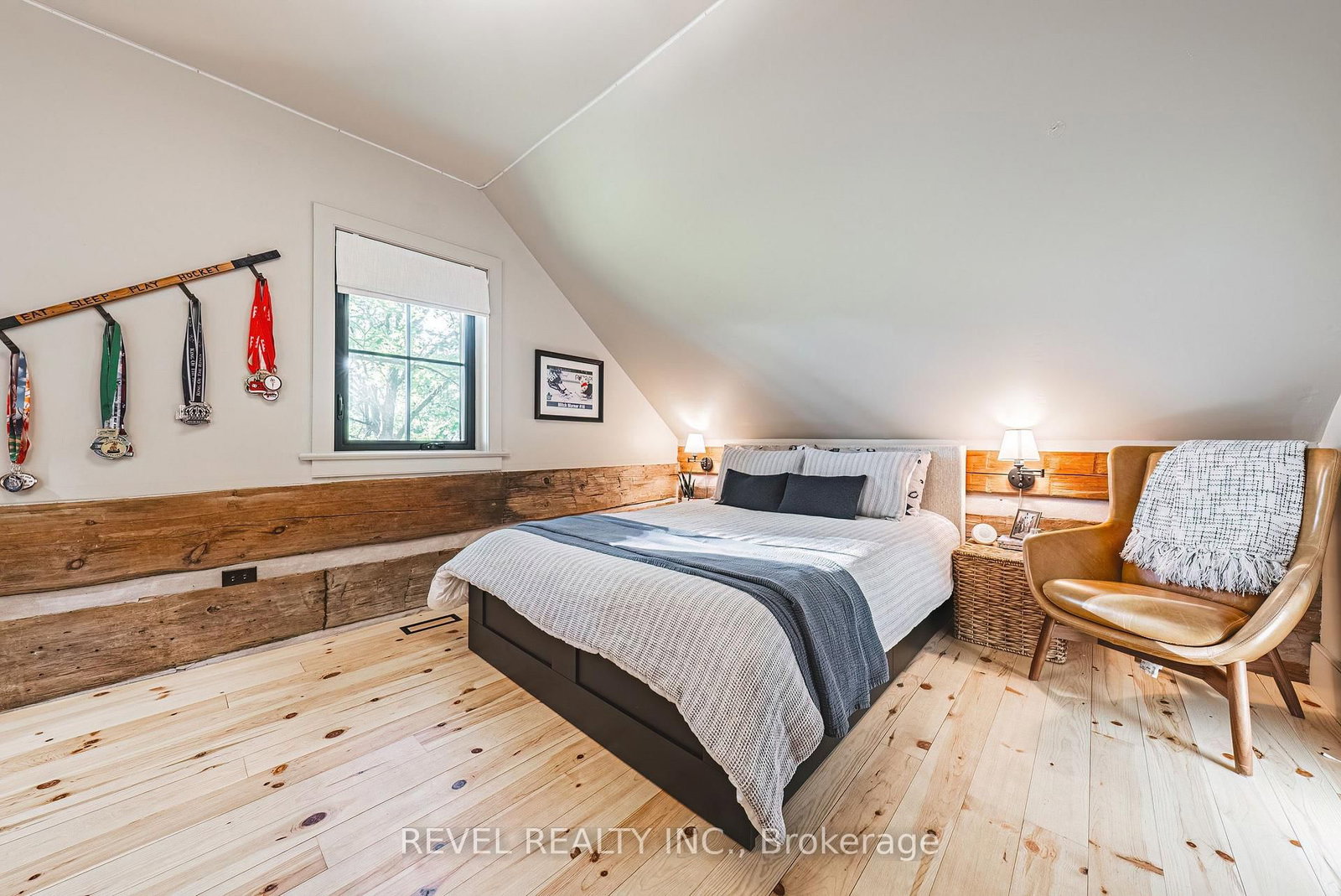 7399 Bell School Line, Milton — 30