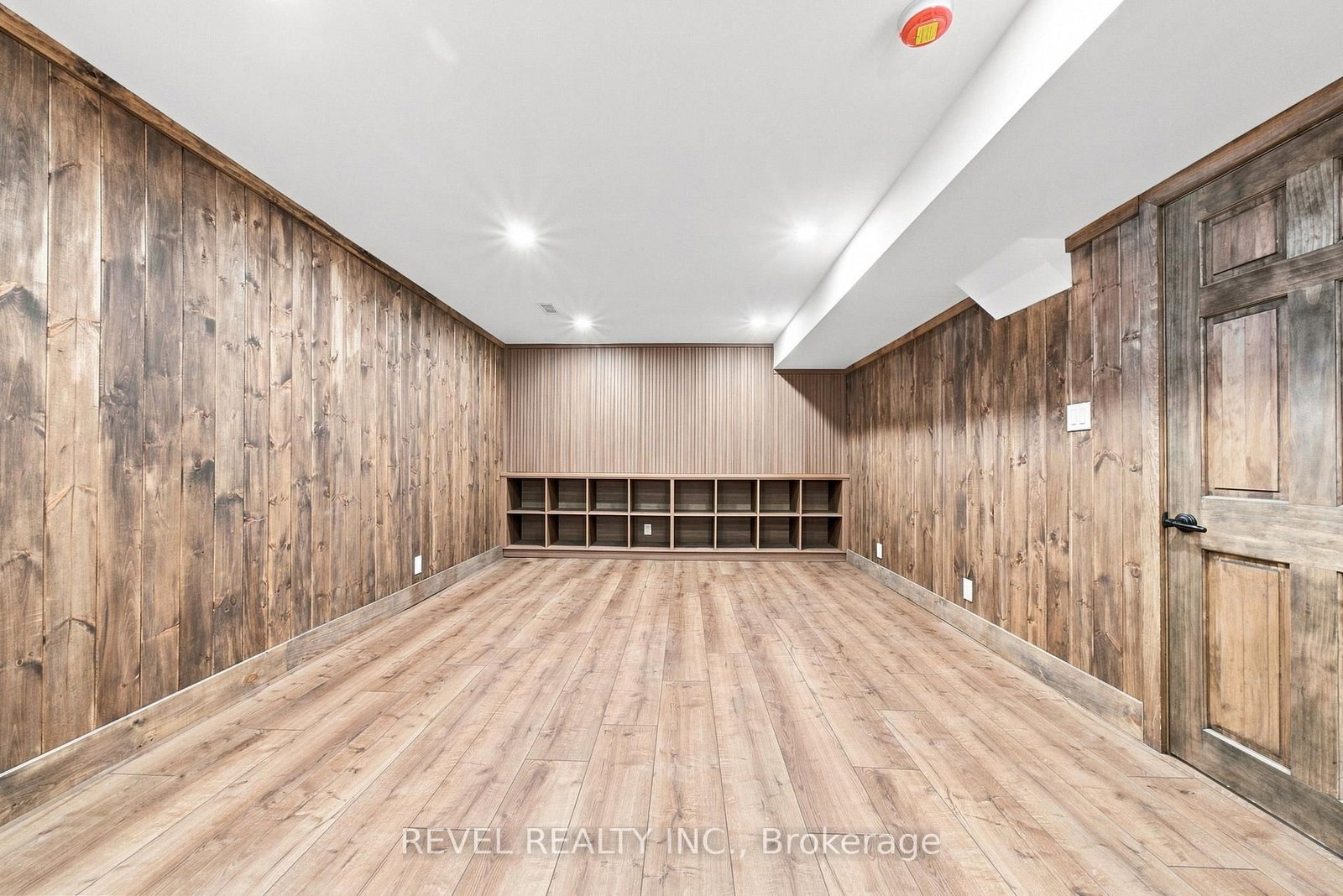 7399 Bell School Line, Milton — 40