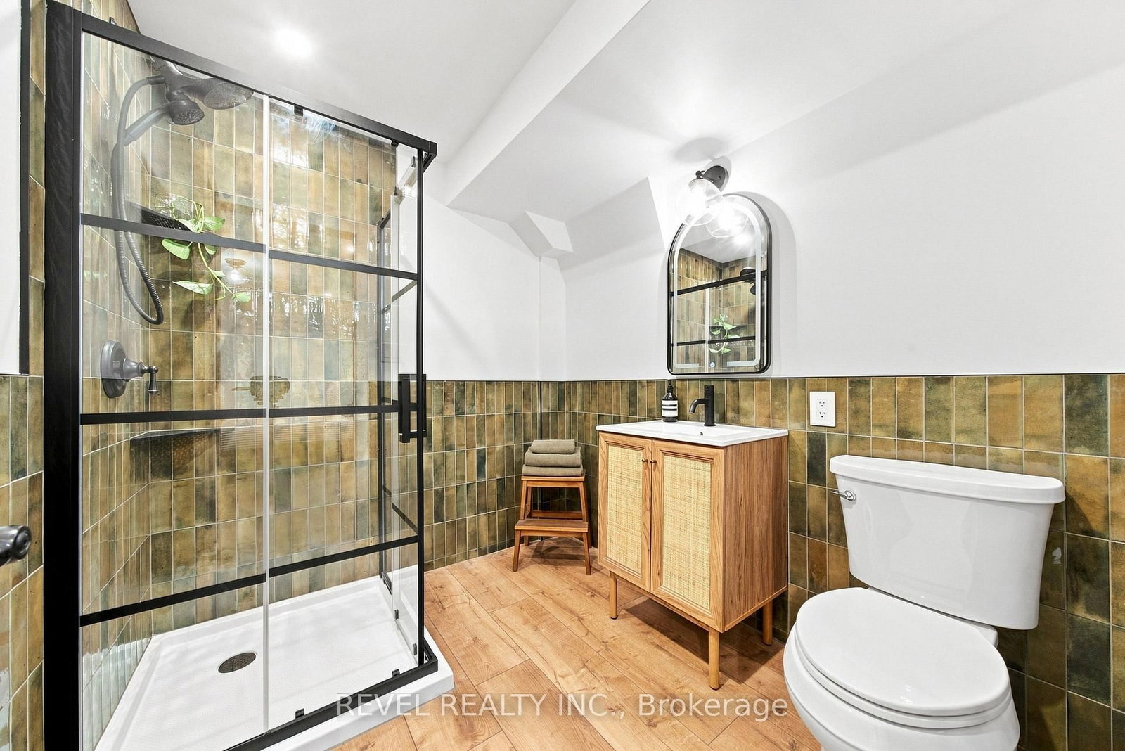 7399 Bell School Line, Milton — 43