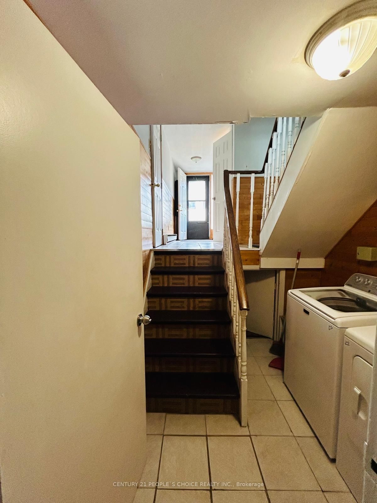 25 Mccallum Crt, Brampton — 14