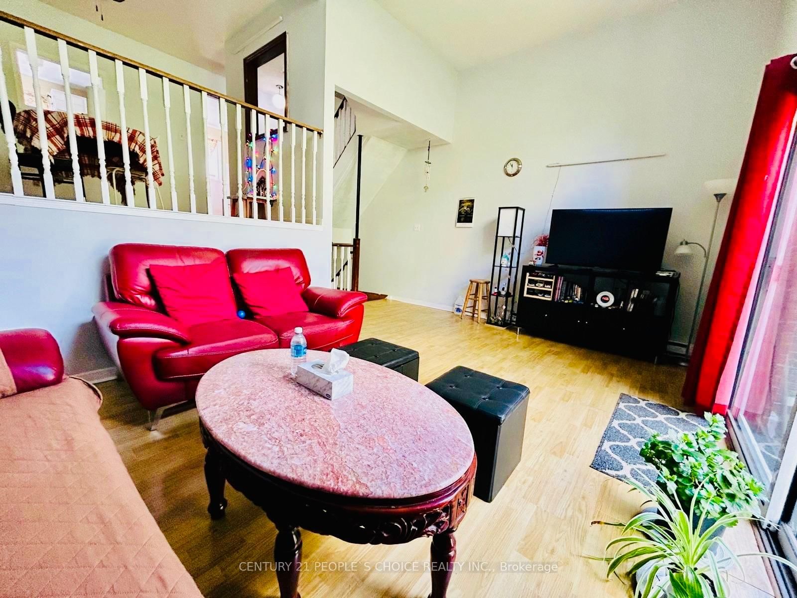 25 Mccallum Crt, Brampton — 3