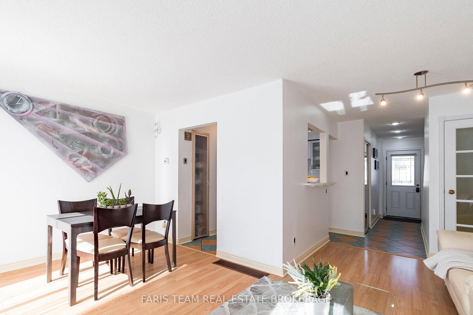 18-2075 Asta Dr, Mississauga — 18