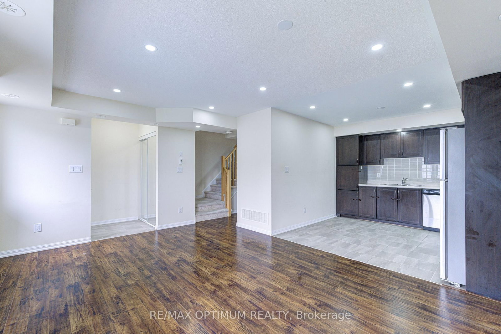 307-250 Sunny Meadow Blvd, Brampton — 6