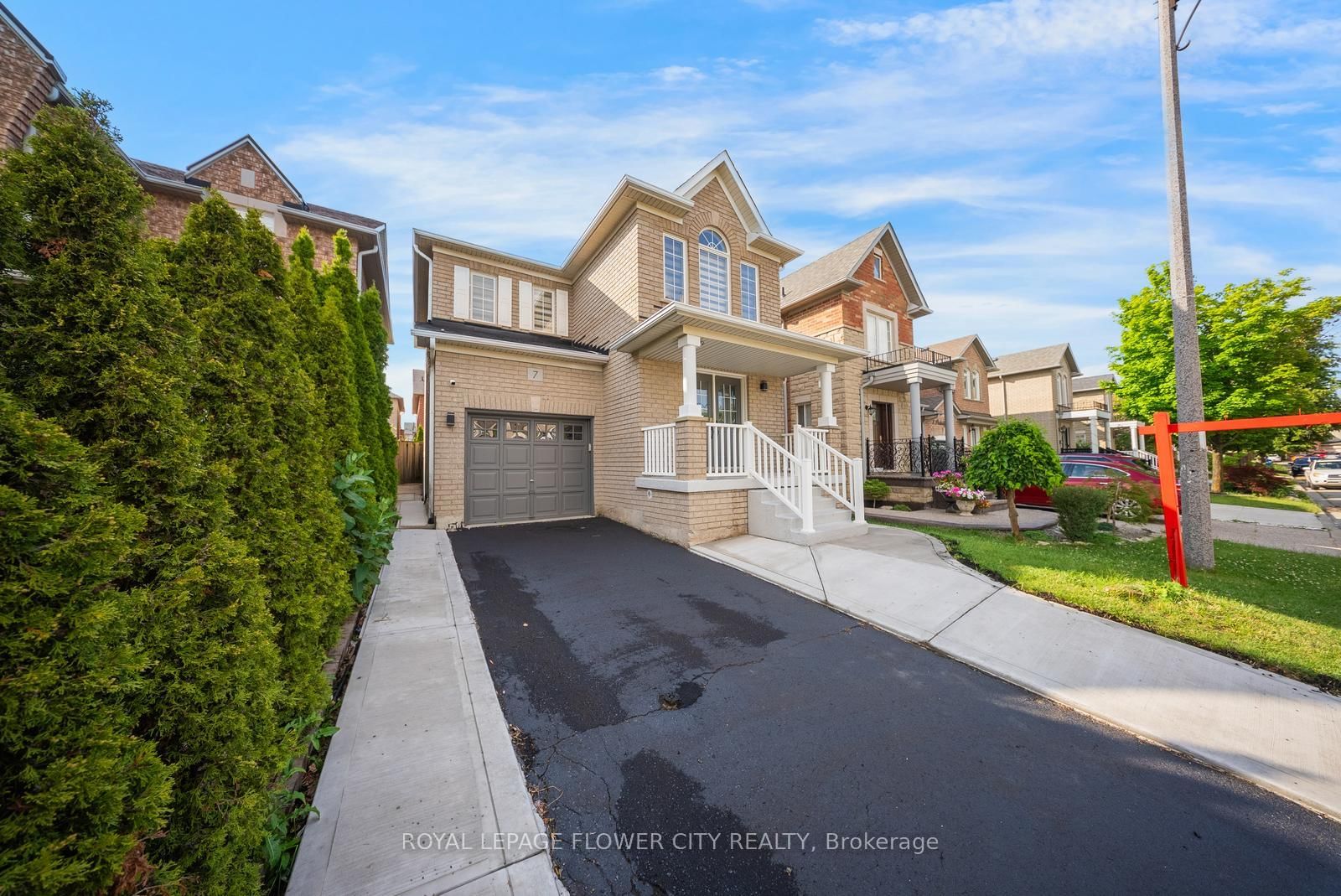 7 Penbridge Circ, Brampton — 3
