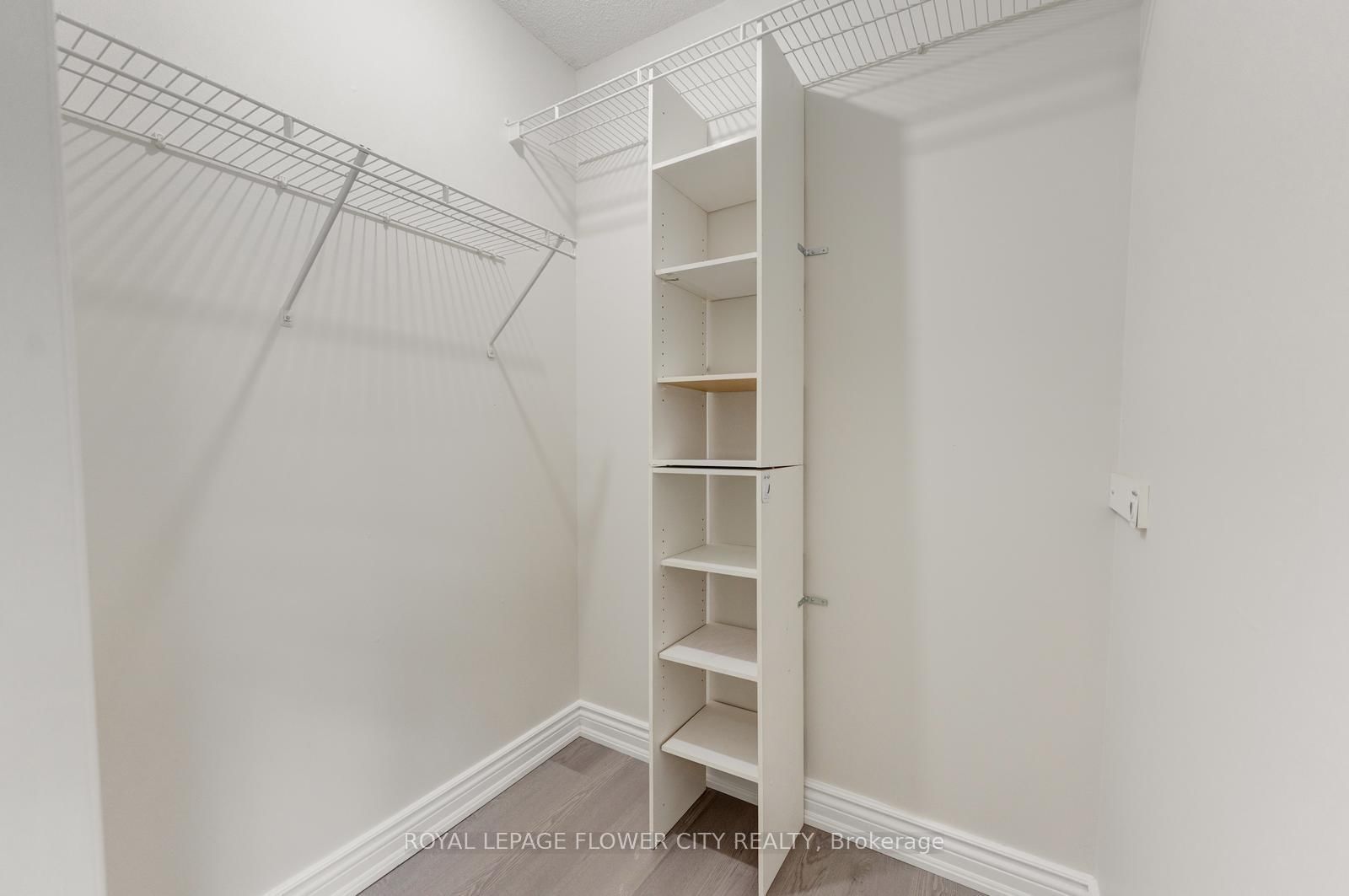 7 Penbridge Circ, Brampton — 30