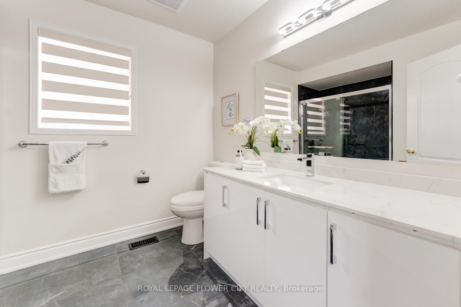 7 Penbridge Circ, Brampton — 37