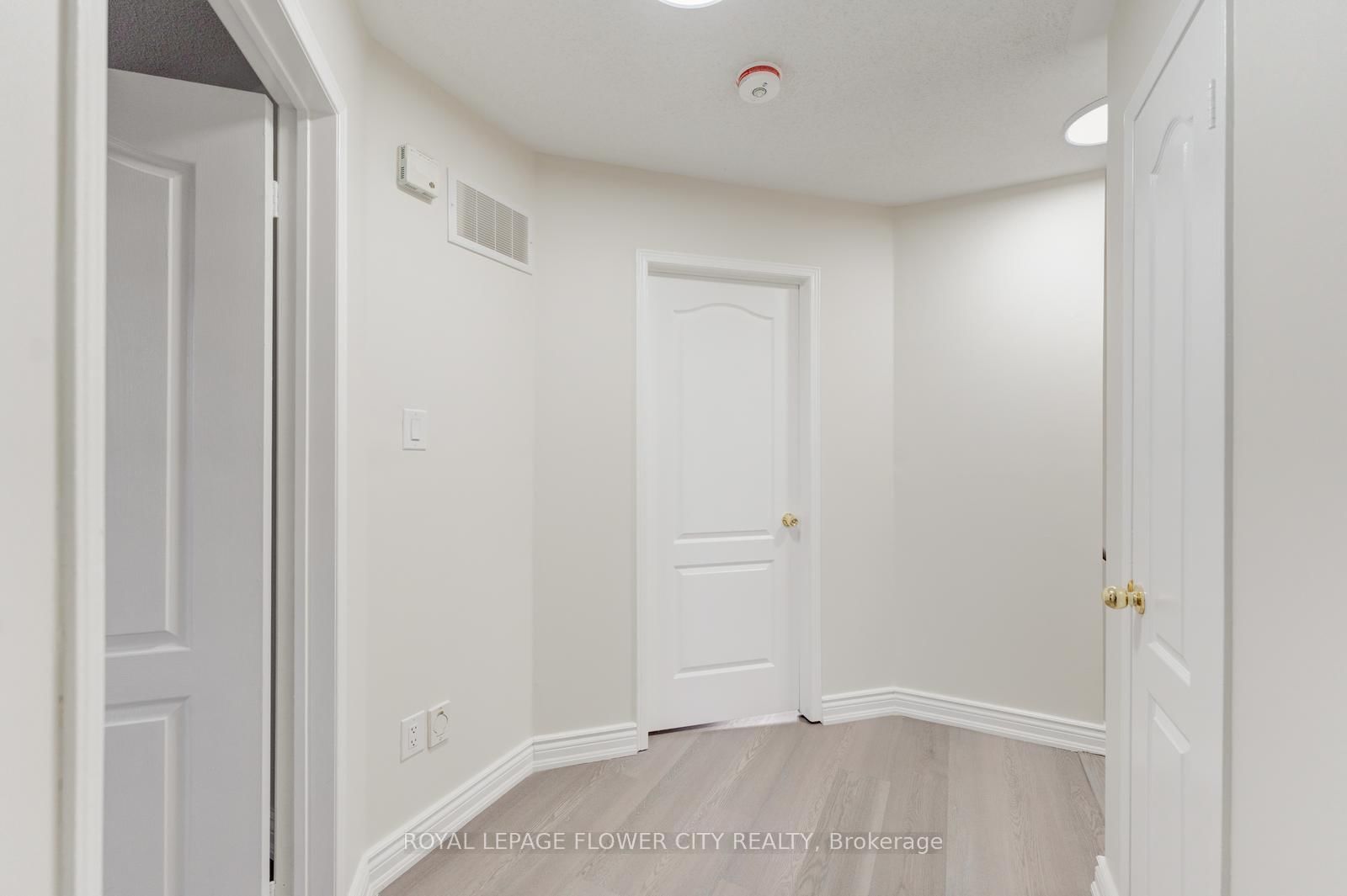 7 Penbridge Circ, Brampton — 43