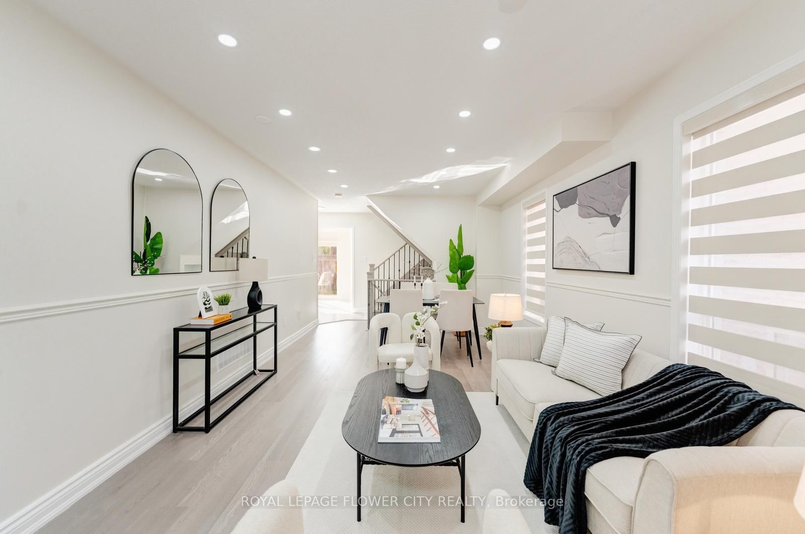 7 Penbridge Circ, Brampton — 7