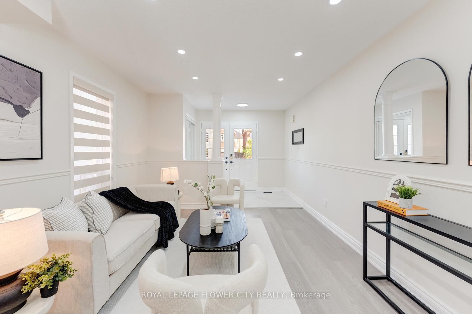 7 Penbridge Circ, Brampton — 9