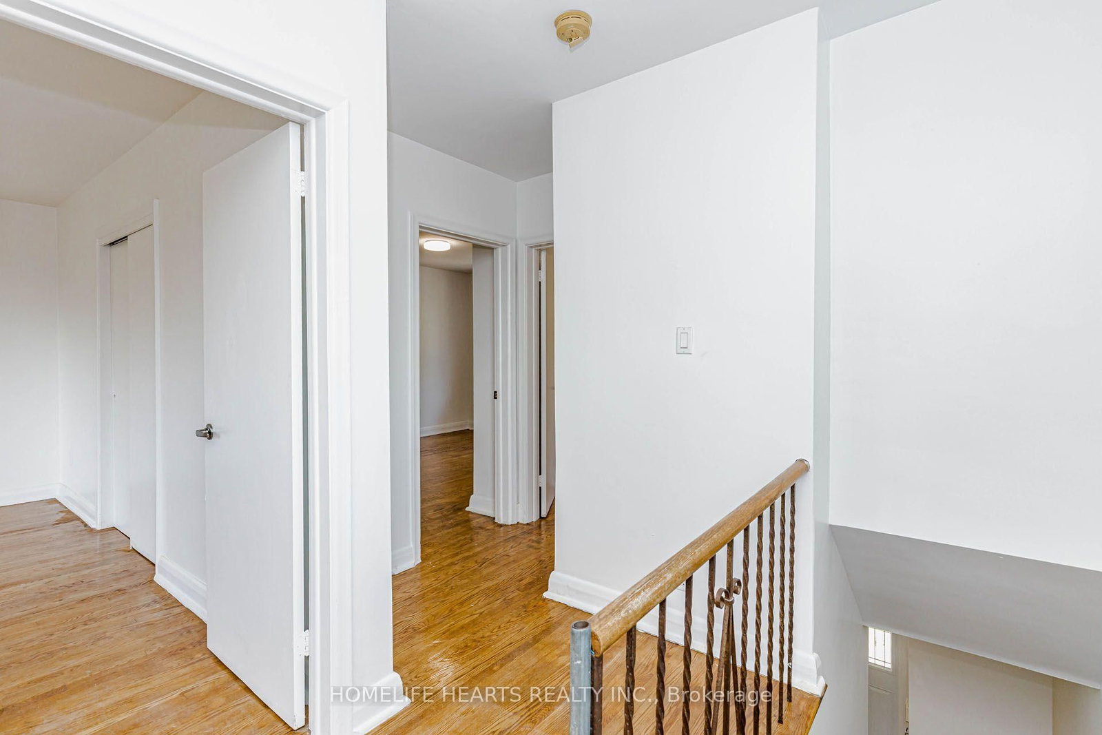 6 Dittmer Cres, Toronto — 32
