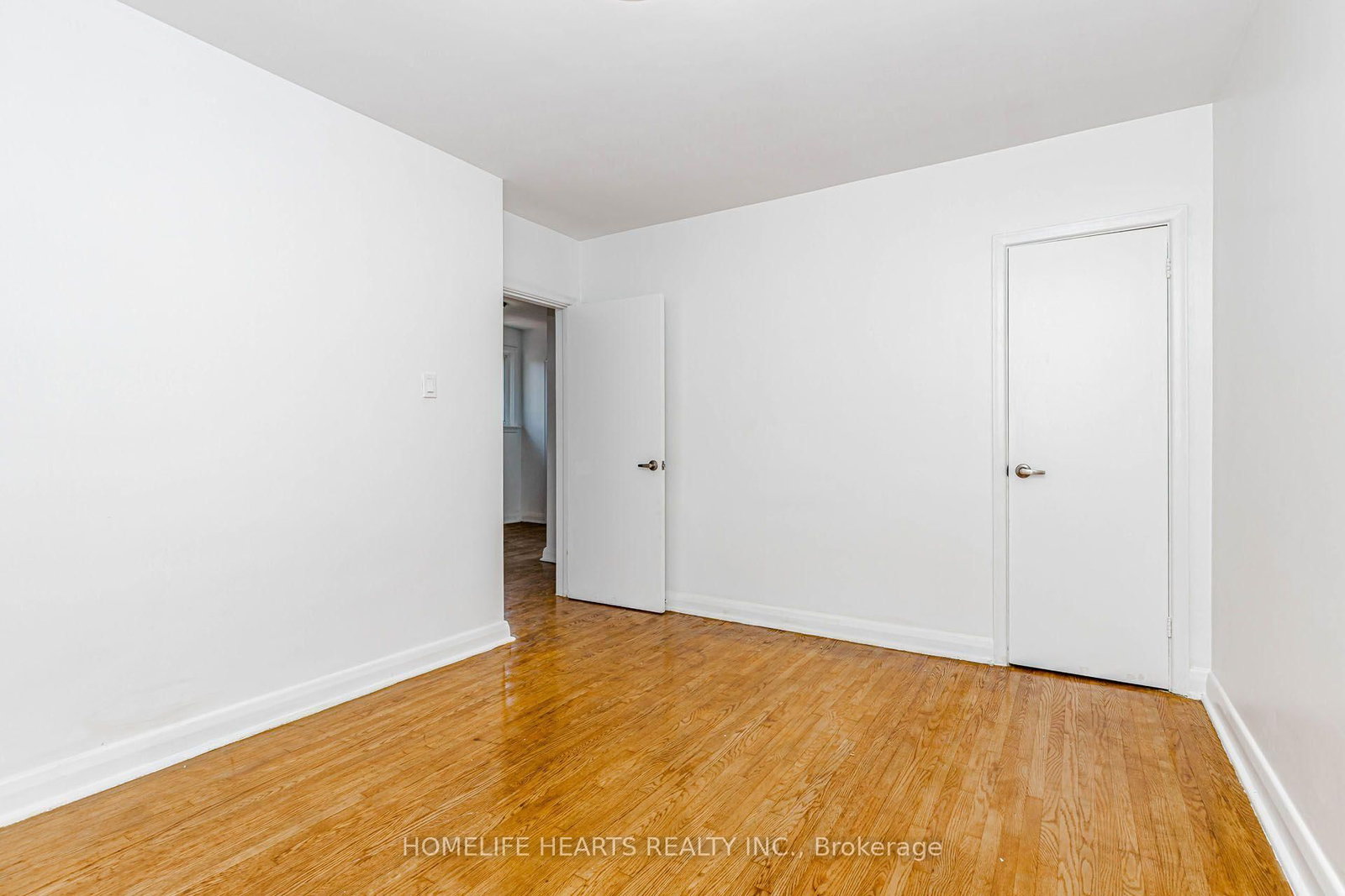 6 Dittmer Cres, Toronto — 40