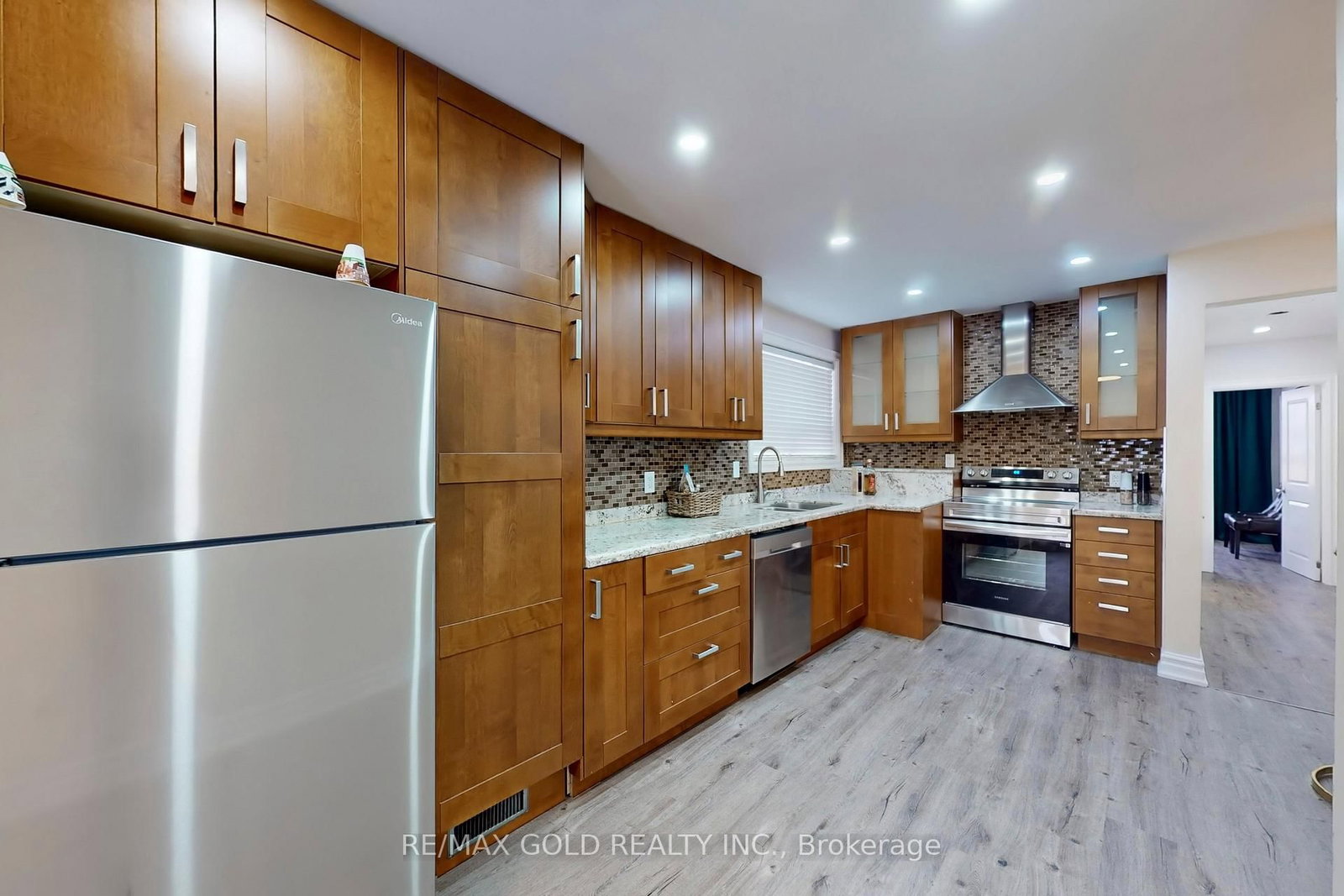 189 Kingsview Blvd, Toronto — 14