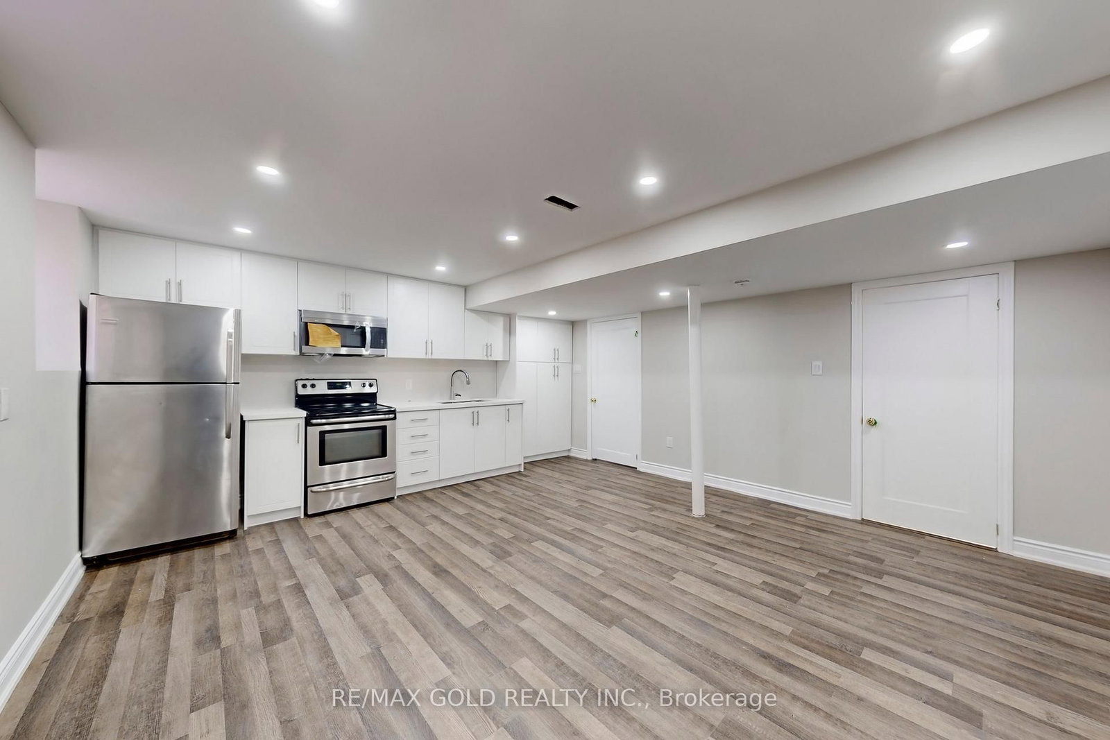 189 Kingsview Blvd, Toronto — 46
