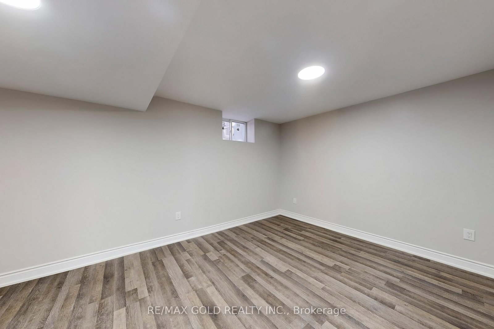 189 Kingsview Blvd, Toronto — 49