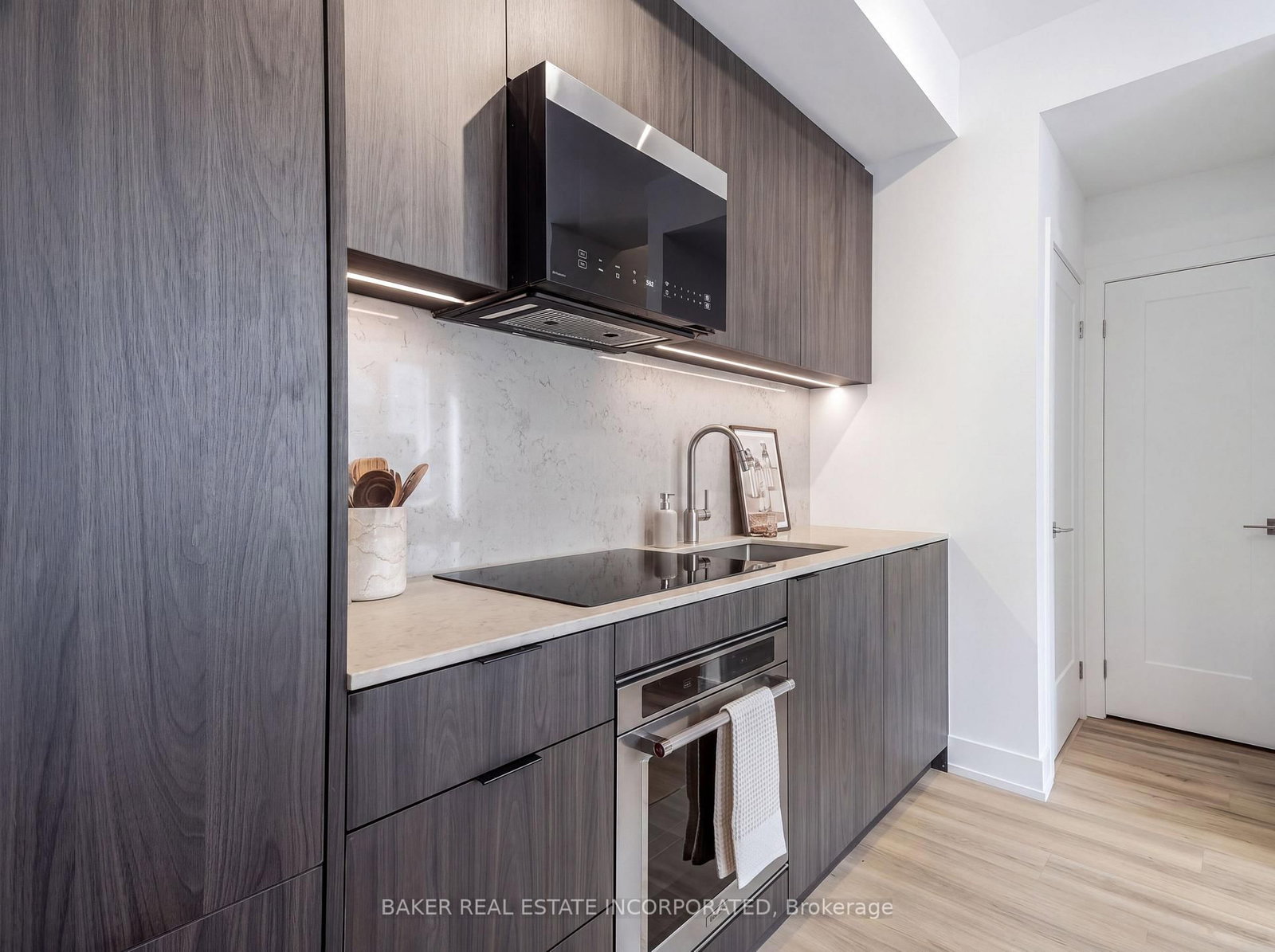 5-251 Masonry Way, Mississauga — 5