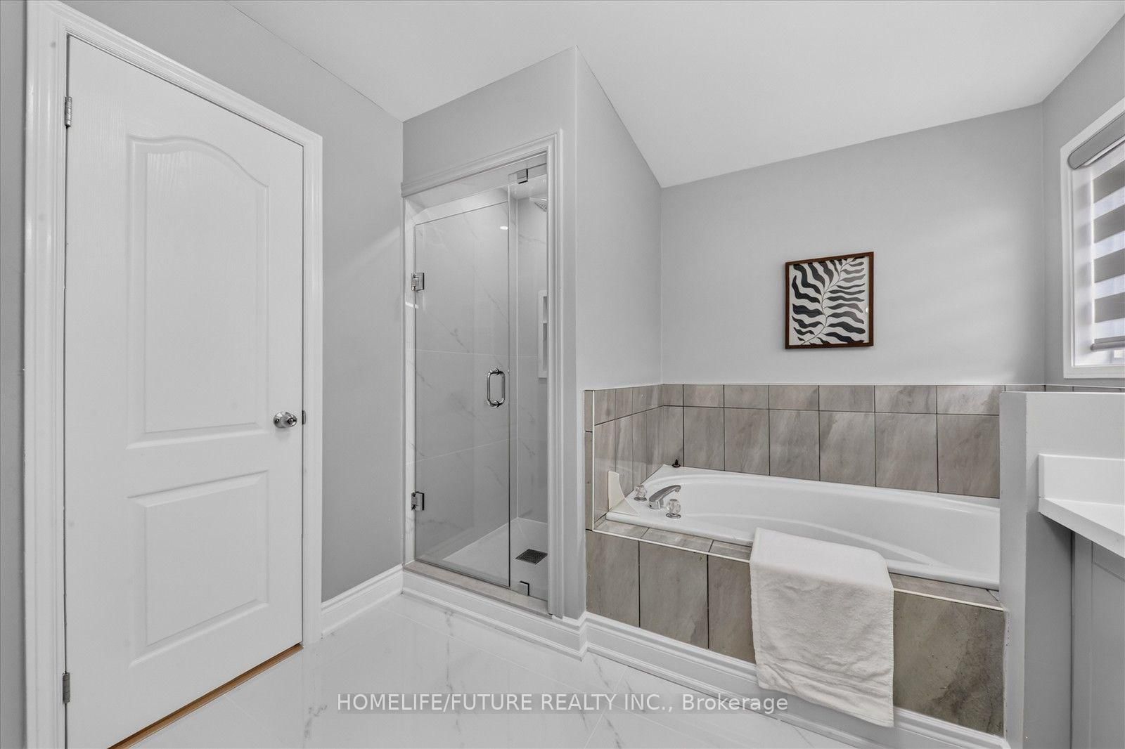 40 Tobosa Tr, Brampton — 27