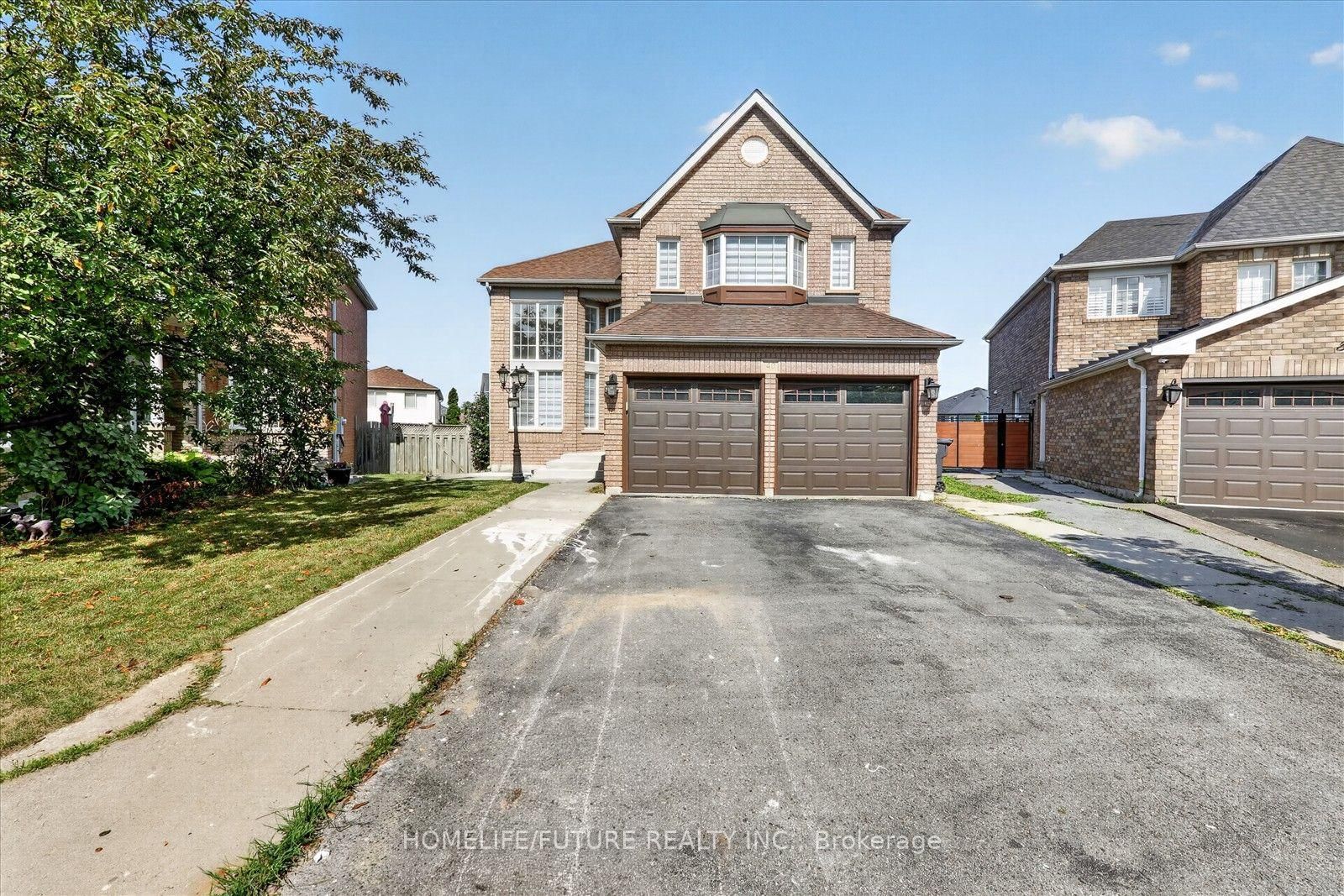 40 Tobosa Tr, Brampton — 3